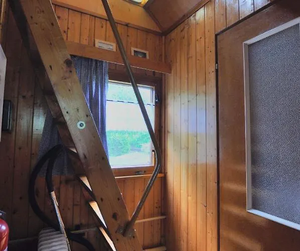 Finnhuetten Waldesruh * Lochow